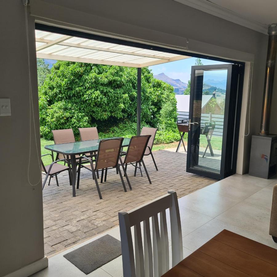 Clarens Escape Apartment ภายนอก รูปภาพ