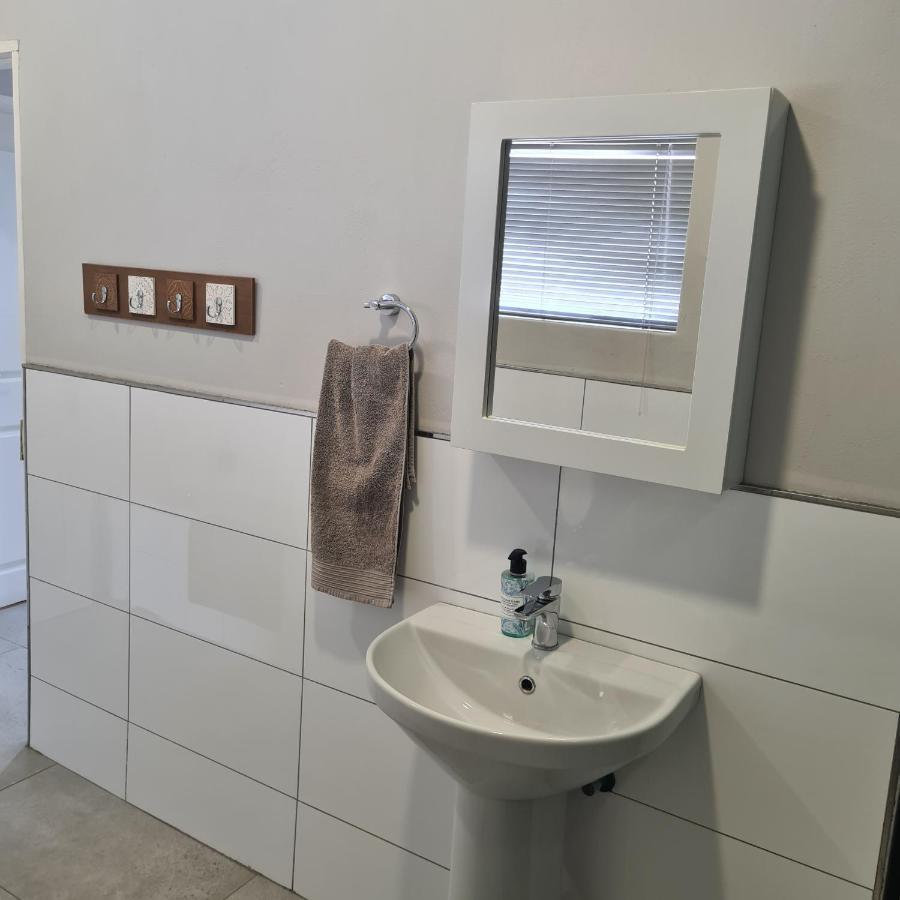 Clarens Escape Apartment ภายนอก รูปภาพ